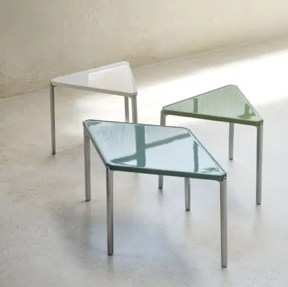 Tavolino Tambour in cemento verniciato lucido e alluminio di Magis