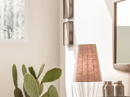 Lampada da tavolo in tessuto di lino e struttura di metallo Sofia di Cantori