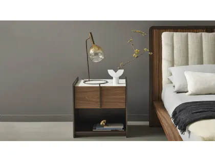 Comodino Aureo in legno con top in ceramica di Bonaldo