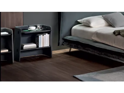 Comodino Parentesi in tessuto con top in legno di Bonaldo