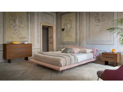 Gruppo Notte Wai in legno con base in metallo di Bonaldo