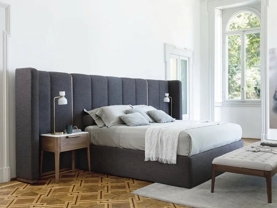 Letto con testiera Aida di Porada