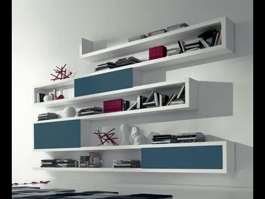 Libreria sospesa in rovere laccato inverno con ante scorrevoli in vetro satinato laccato Avio Side 18 di Fimar