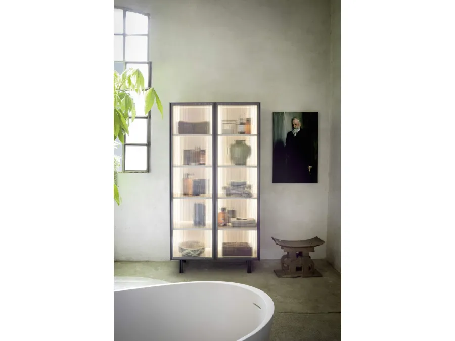 Madia Alta in vetro Box 18 06 di Novamobili