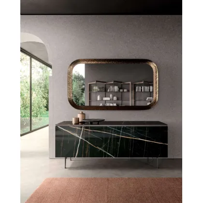 Madia moderna in marble glass Sahara Noir lucido con piedini in metallo Plana di Ozzio