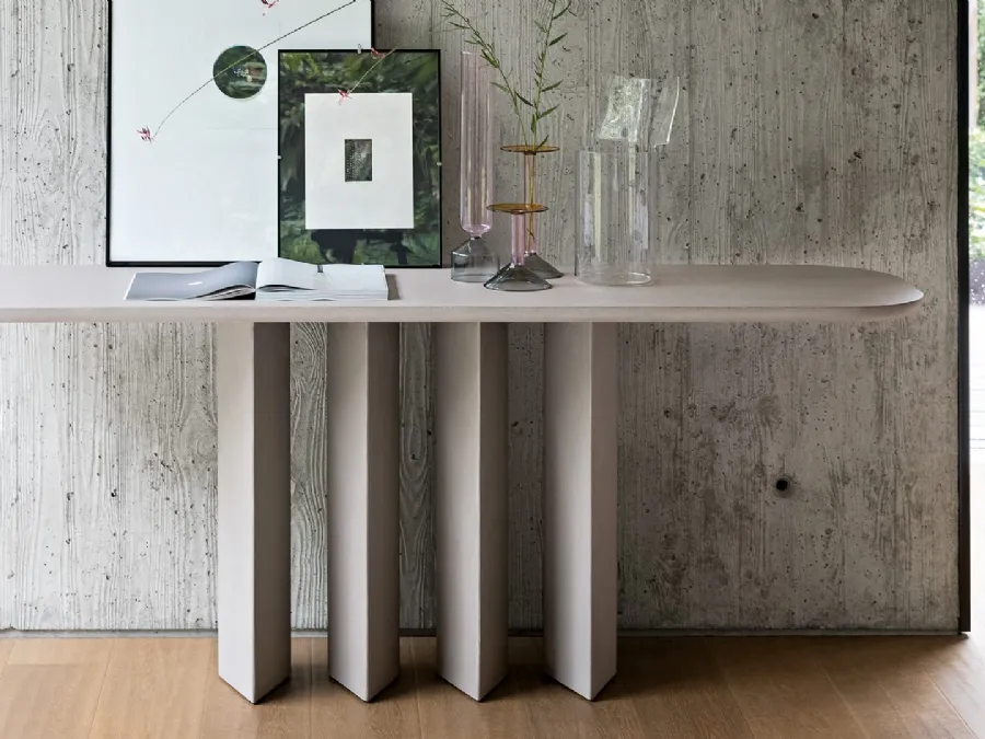 Mobile ingresso Geometric Console in finitura argilla di Bonaldo