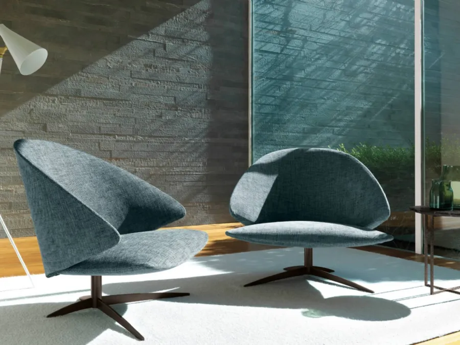 Poltroncina di design in tessuto imbottito Koster di Desirèe