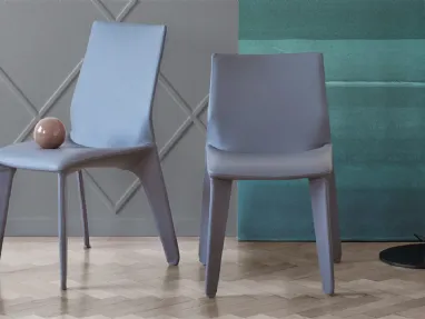Sedia Heron rivestita in pelle di Bonaldo