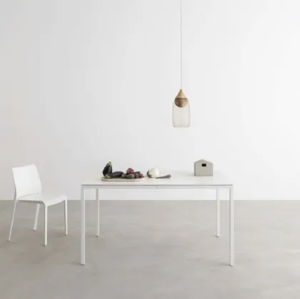 Tavolo Helsinki 30 Quadrato allungabile di Desalto