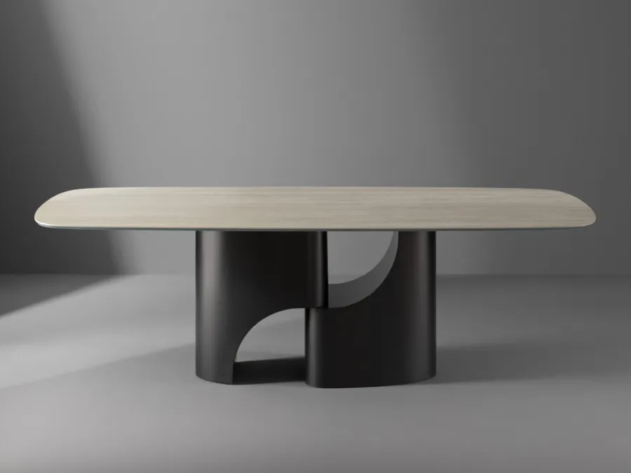 Tavolo Taijitu con piano in marmo e base in metallo di Bonaldo