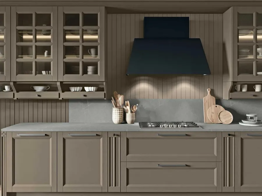 Cucina Classica lineare in frassino laccato Beverly di Stosa