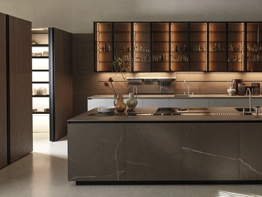 Cucina Design con isola Antis Project 9 in laccato Super Matt Fango e gres di Euromobil
