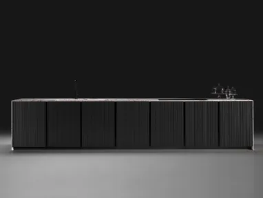 Cucina Design lineare KU45 Stripe in legno Nero con top e fianchi in marmo Melbourne di Key Cucine