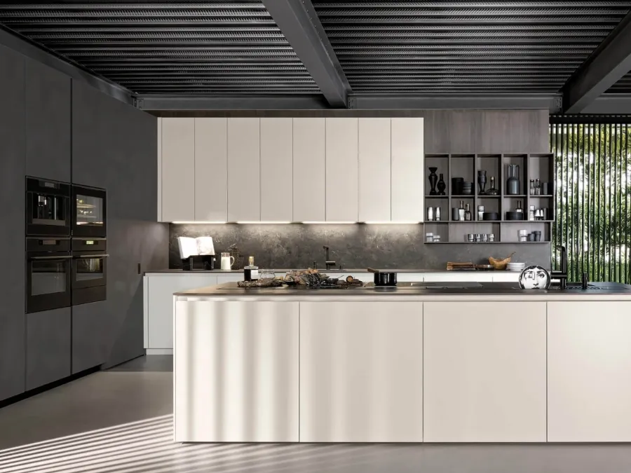 Cucina Design con isola Lain Project 3 in laccato opaco di Euromobil