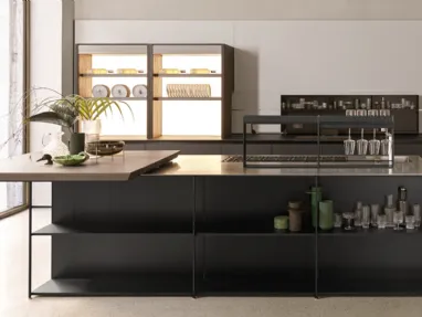 Cucina Design con isola Telero Project 5 in vetro dekor e metallo di Euromobil