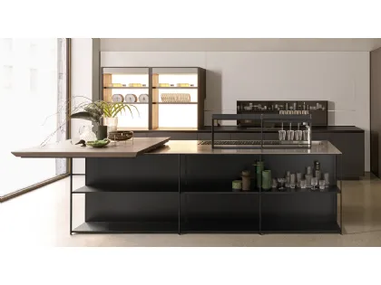 Cucina Design con isola Telero Project 3 in vetro dekor e metallo di Euromobil