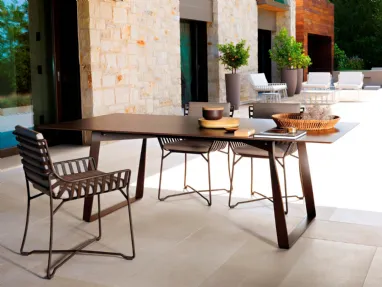 Tavolo e sedie in metallo verniciato a polvere Hamptons Graphics di Roberti