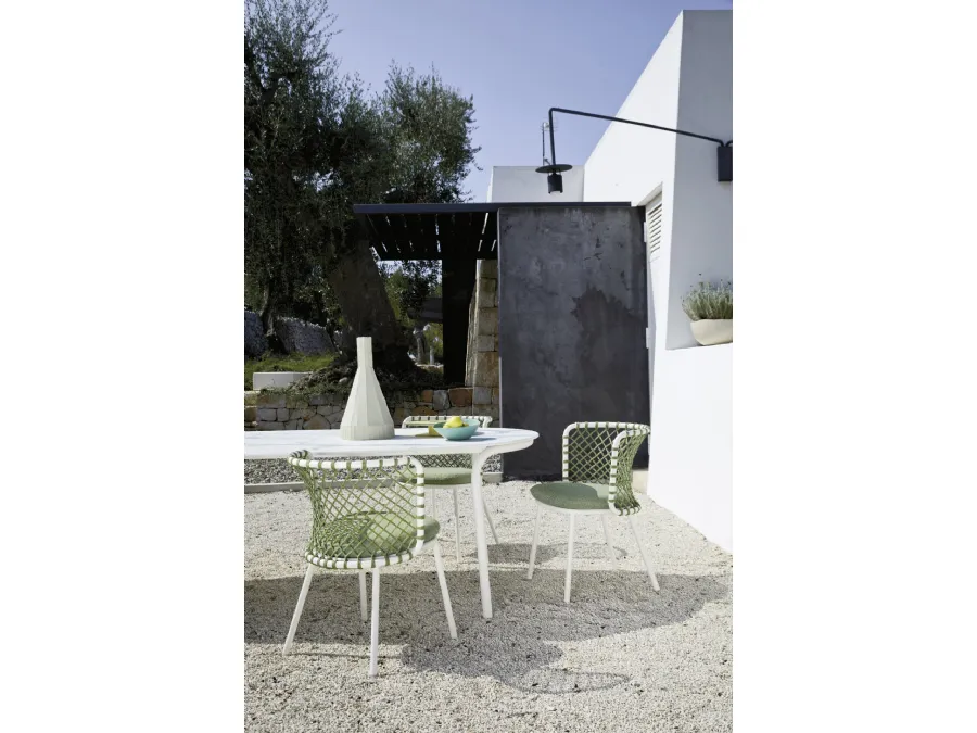 Sedia e tavolo ovale Charme in acciaio color bronzo di Roberti