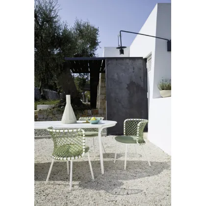 Sedia e tavolo ovale Charme in acciaio color bronzo di Roberti